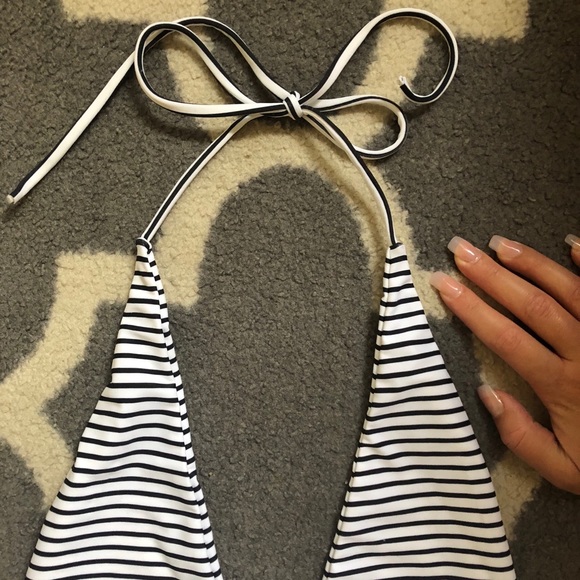 Mikoh Hinano one piece bikini - Picture 3 of 6